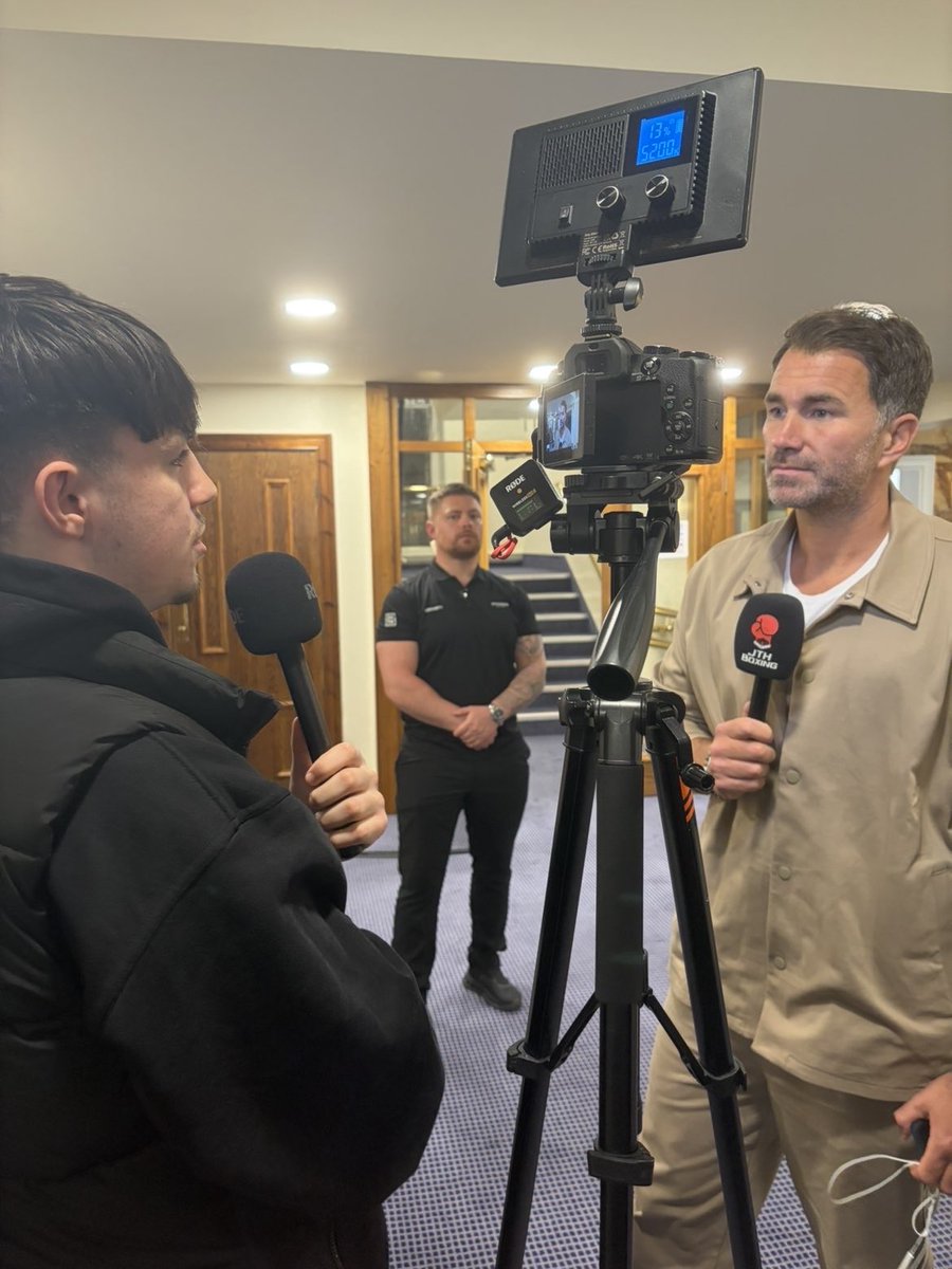 brief but enjoyable catchup with Eddie Hearn today ahead of tomorrow night! 

youtu.be/dLt4ljok3Xo

#Boxing #WoodWarrington2
