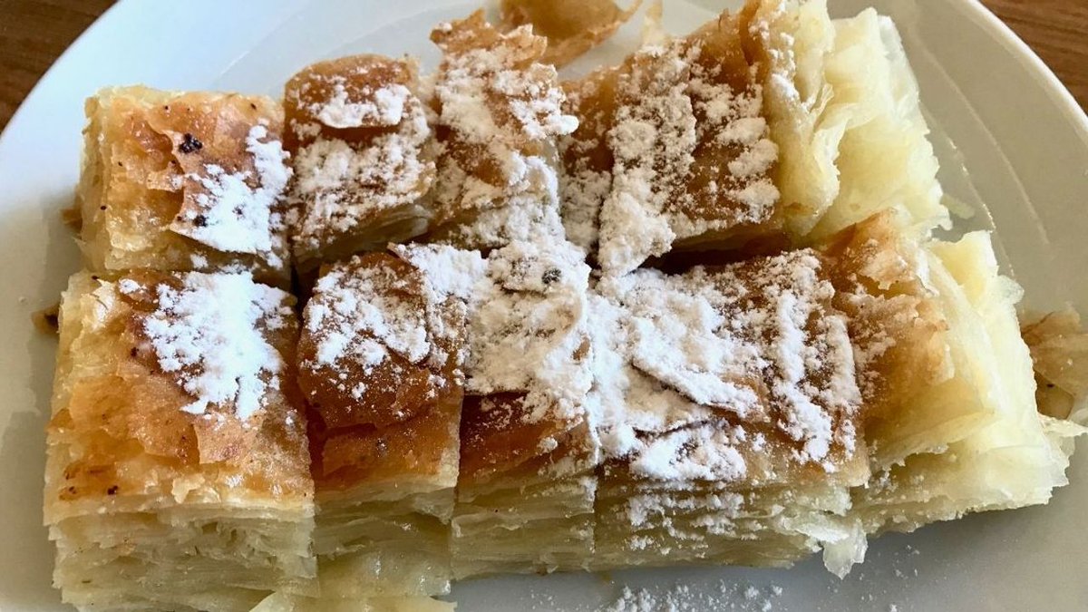 Ramazan boyunca ülkü ocakları iftar menüsünün değişilmezi, Bahçeli ve ülkücülerin en sevdiği yemek 
Kurt Böreği