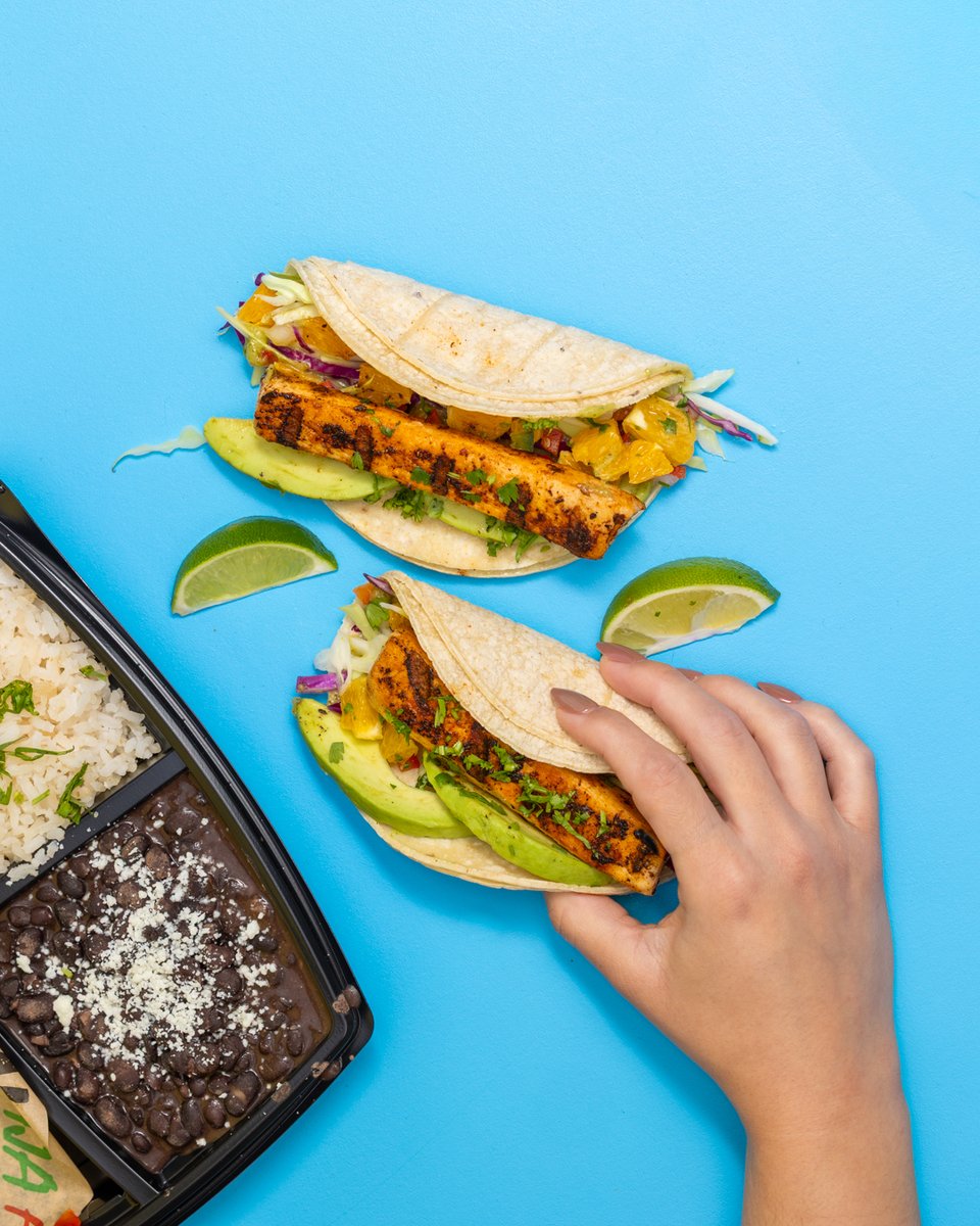 Baja Fresh tweet media