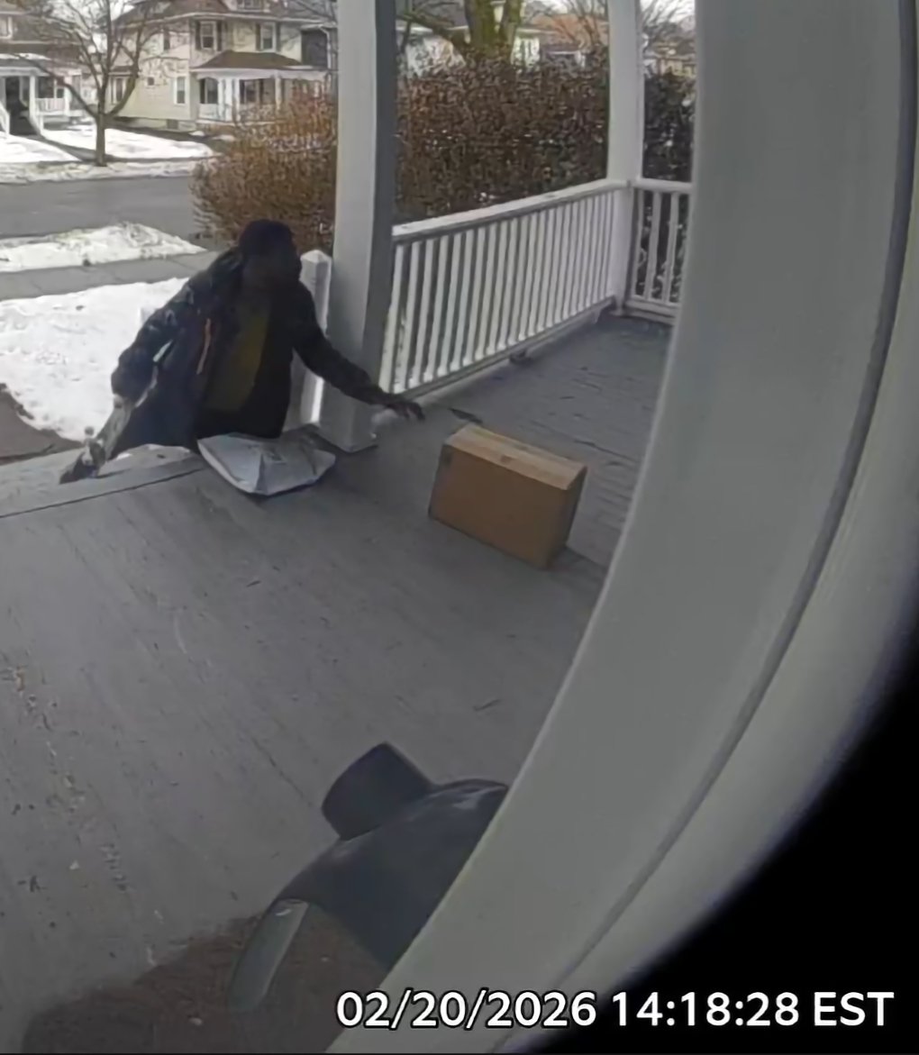 sfj8888's tweet image. This little shit carrying a skateboard is stealing packages from porches 600blk Parsells Ave #RochesterNY #ROC #RochesterParasite