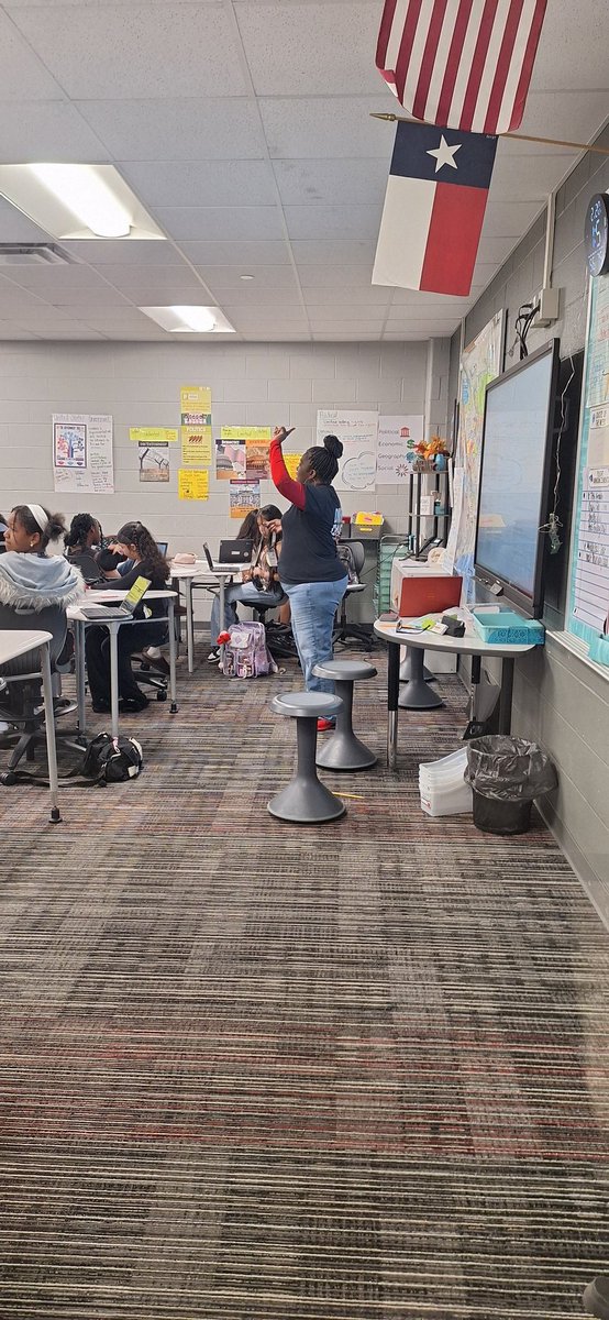 pgilliam33's tweet photo. From the Principal's office to teaching World Cultures in the classroom.  Aint no Principal like the one I got!  @Watkins_CFISD #OnPurpose #OnFire #BestYearYet @CyFairISD @annlag12 @CrystalElolf #BOTB #CFISDKindness #PBIS #PathToAmazing #BulldogPRIDE #TheBehaviorSpecialist https://t.co/iEayORrumg