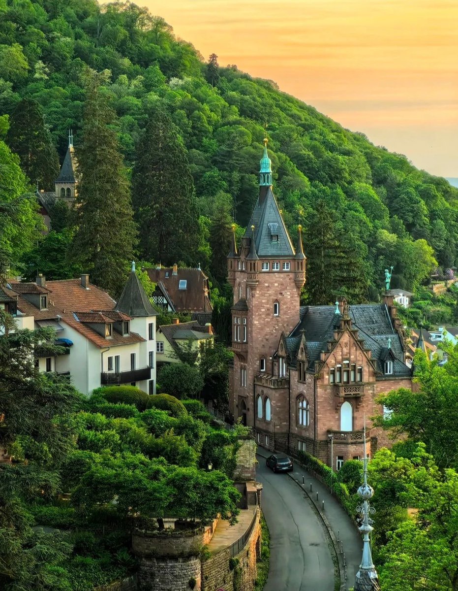 If you HAD to live in Germany, which city/town would you choose?