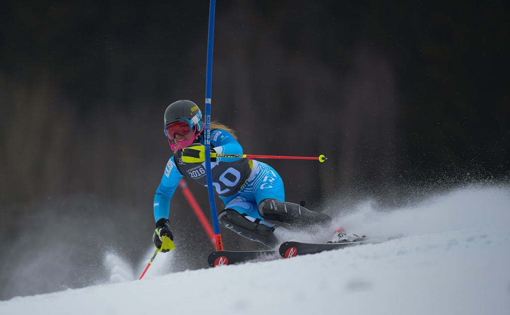 olimpia_argenta's tweet photo. #Hace10Años❄️El equipo olímpico argentino juvenil 🇦🇷se alzaba con 2 diplomas📄y un 10° puesto en los Juegos de la Juventud de Lillehammer 2016 🇳🇴
🛷 Verónica Ravenna en #Luge
🏂 Esmeralda Villalonga en #Slopestyle
⛷️ Francesca Baruzzi en #Slalom
Un trabajo que rinde frutos💪 https://t.co/V3eOTx205g
