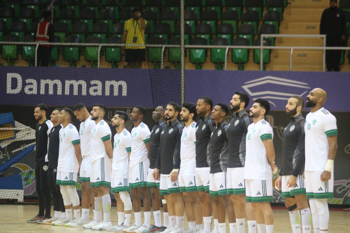 عالم كرة اليد بالنادي الأهلي🤾‍♂️ tweet media