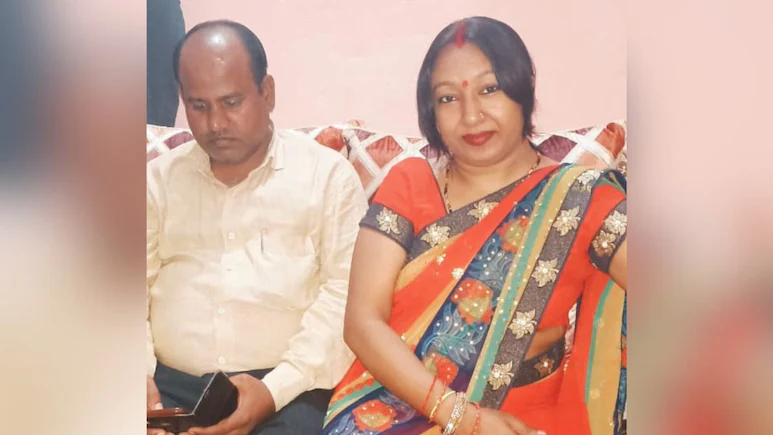 ndtv's tweet photo. In Landmark Order, UP Couple Gets Death For Sexually Assaulting 33 Children https://t.co/d0m8UaC5Bd https://t.co/lia9F1aZKa