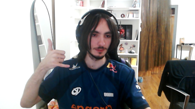 Sur le setup de ma femme feat Messmer son 2eme homme