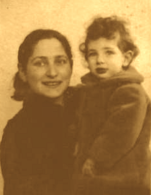 paroles_la's tweet photo. 9 mai 1944. Au cours d'un transfert,une FTP-MOI de 31 ans jette dans la rue un mot pour sa fille de 5 ans:"Je meurs avec la conscience tranquille et avec toute la conviction que demain tu auras une vie et un avenir plus heureux que ta mère."Elle est guillotinée le 10. Olga Bancic https://t.co/oKBNXbJM6Z