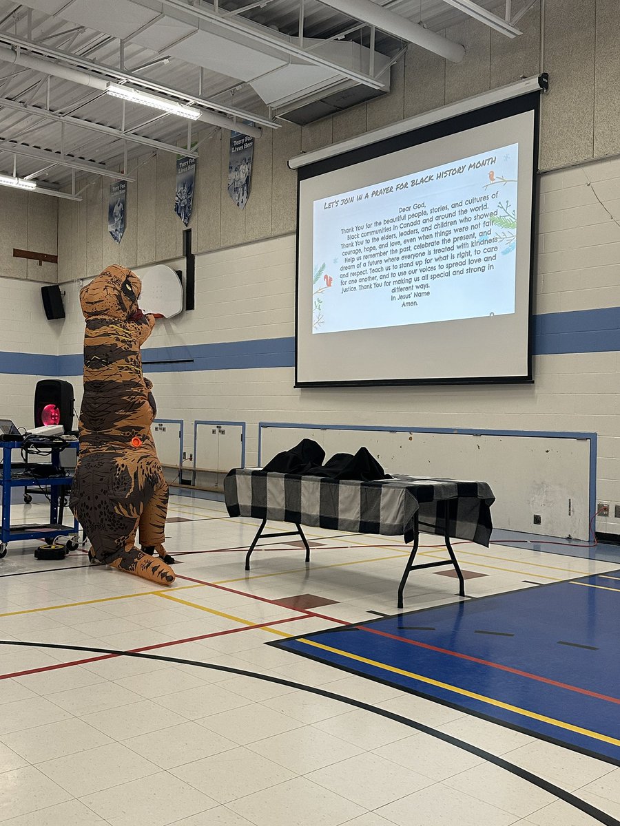 Stephanie Lucas tweet media