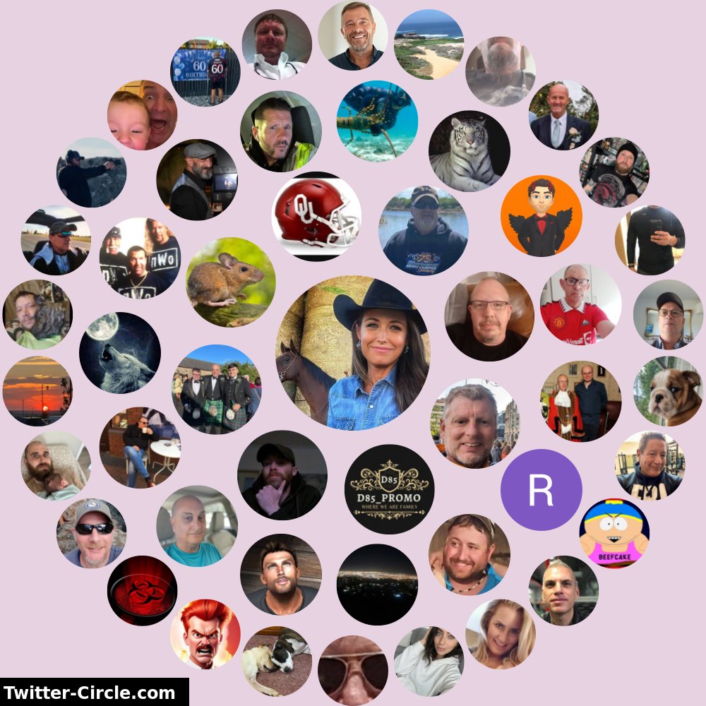 Gigi Tesarkee tweet media