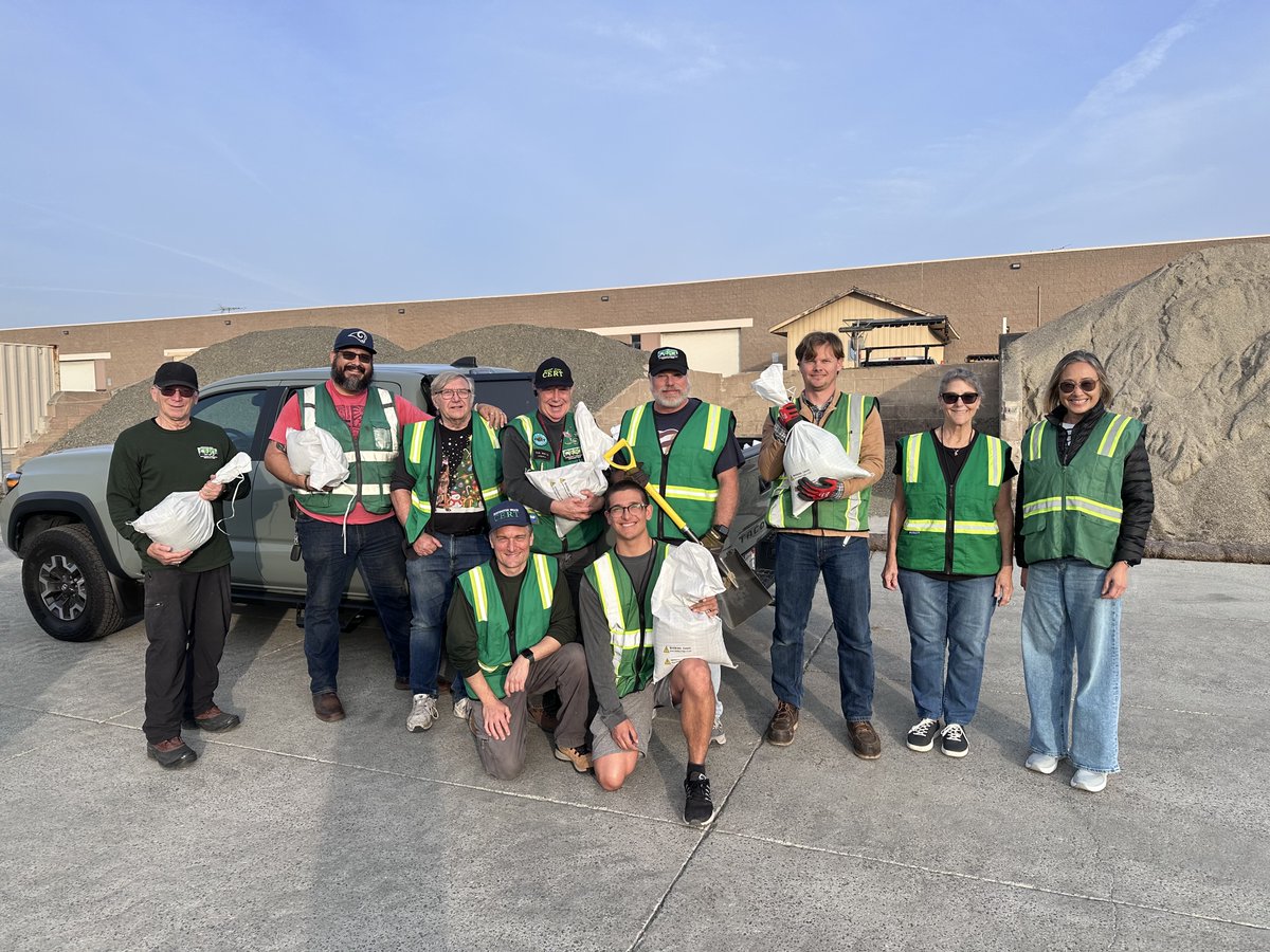 Huntington Beach Fire Department tweet media