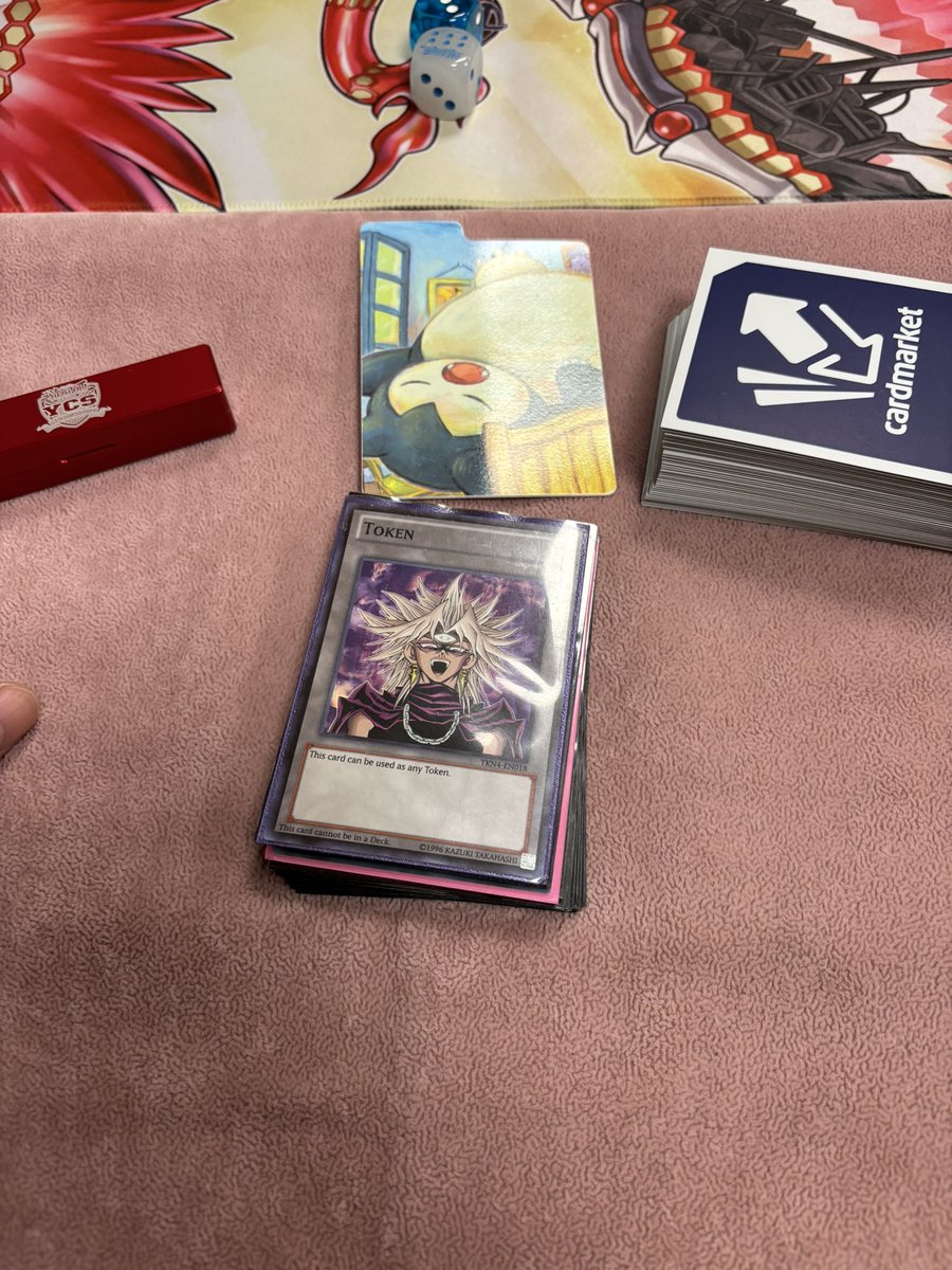 Le retour des dc avec des super sleeve <a href="/CardmarketYGO/">Cardmarket-Yugioh</a>