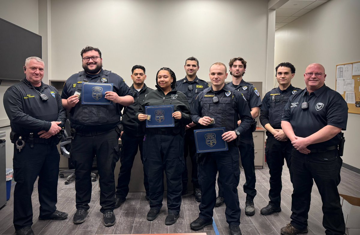 Greece Police NY tweet media