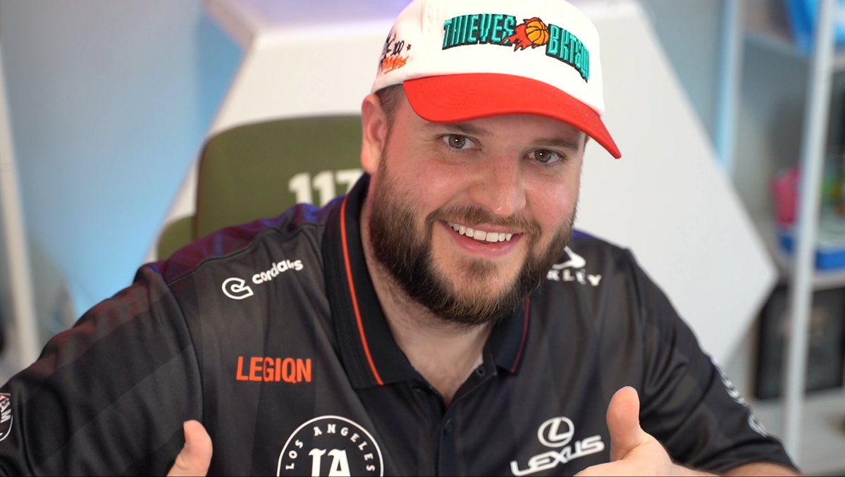 If I place TOP 5 in today’s <a href="/TwitchRivals/">Twitch Rivals</a> Fortnite tourney I’ll PayPal ONE person who RETWEETS this $100 USD 💪💵

Let’s do this ➡️ twitch.tv/LEGIQN