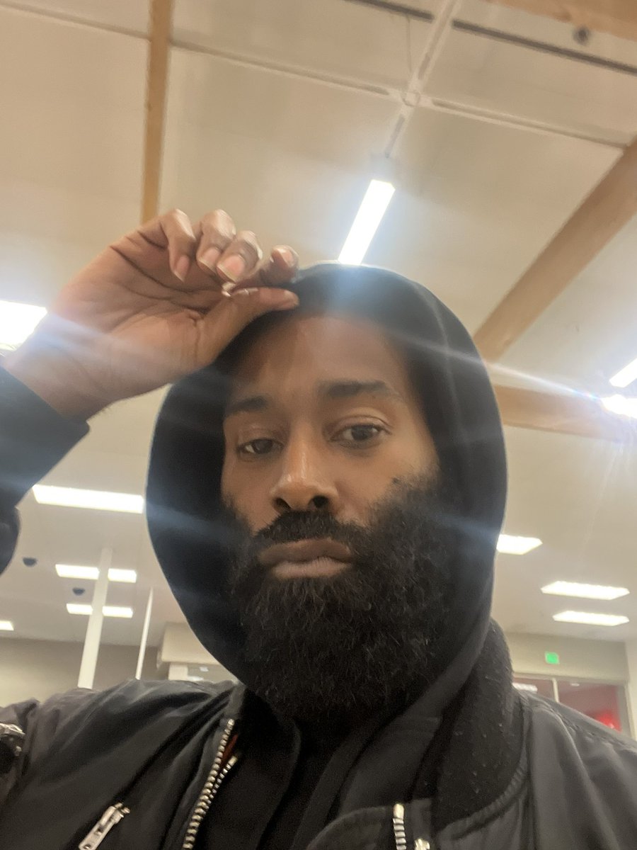 jhamptonn tweet media