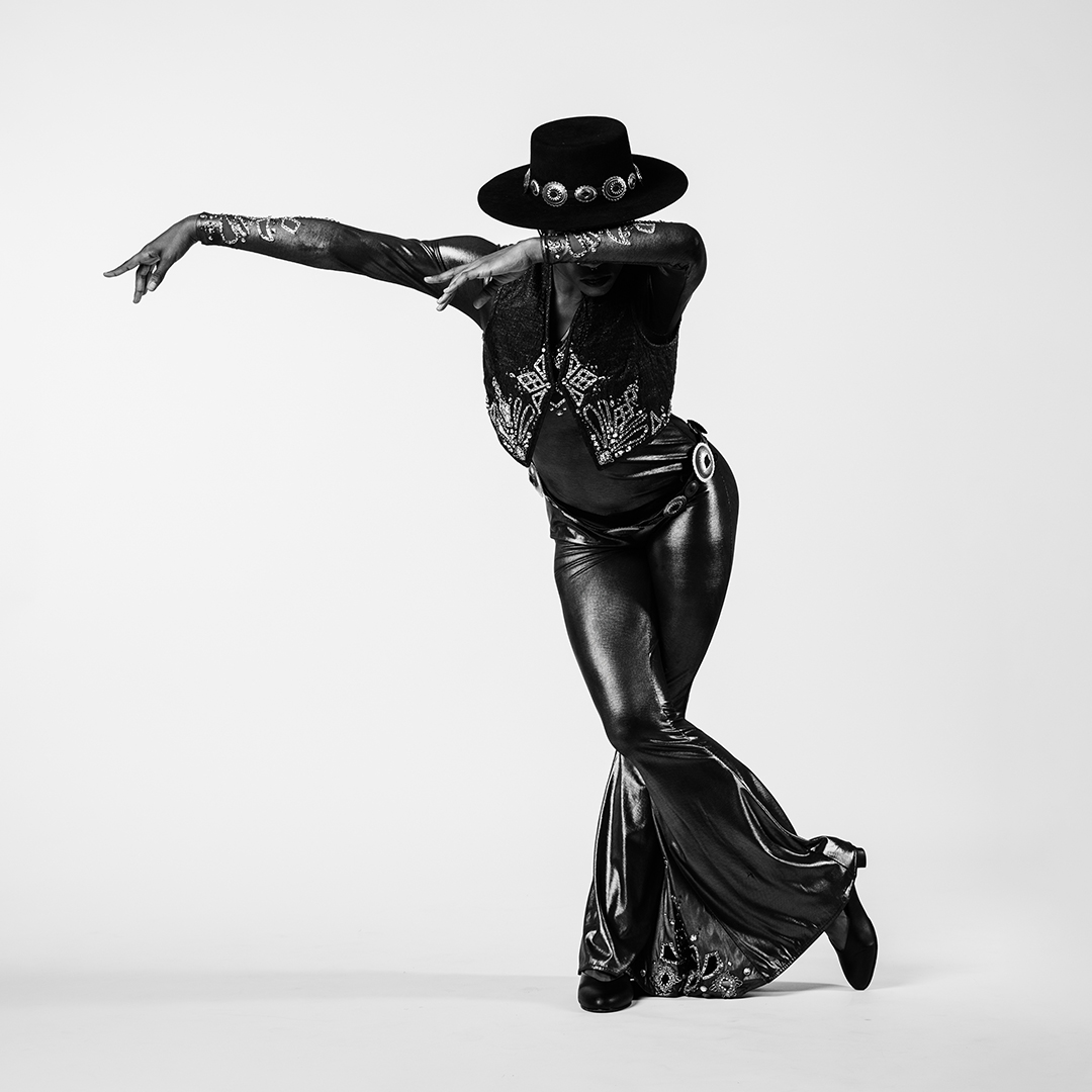 Hubbard Street Dance Chicago brings Bob Fosse’s Sweet Gwen Suite &amp; Percussion IV—rarely seen live! Plus works by Rushing &amp; Barton. March 21 at the Mahalia Jackson Theater 🎭 Get tickets now! 

🎟️ atgtix.co/4bGhZXO