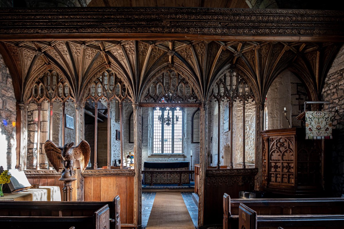 JPG_1969's tweet image. Withycombe, Somerset. What a lovely light! Do you like an atmospheric church? What's your favourite? #church #Somerset #rood #screen