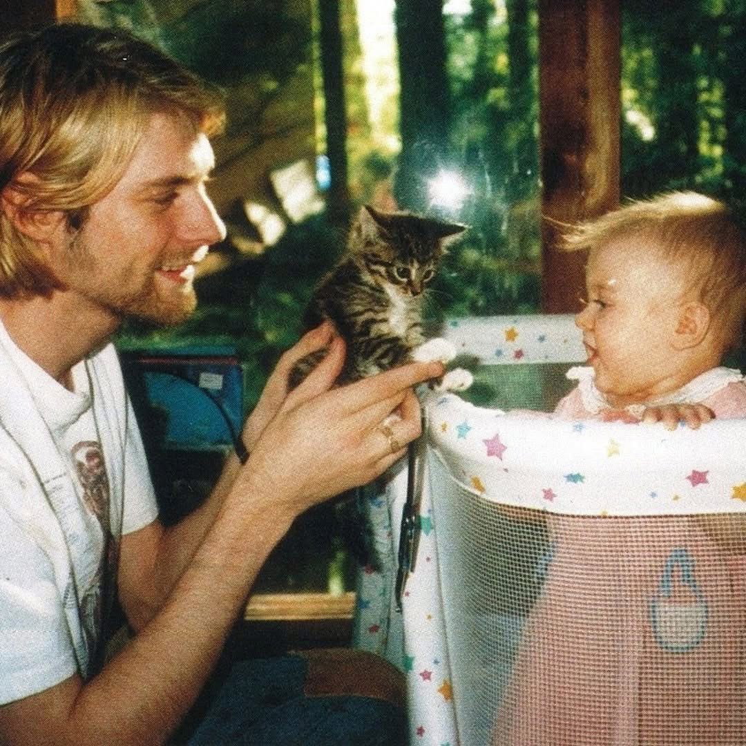 Kurt Cobain, who would’ve been 59 today, was a total cat magnet.