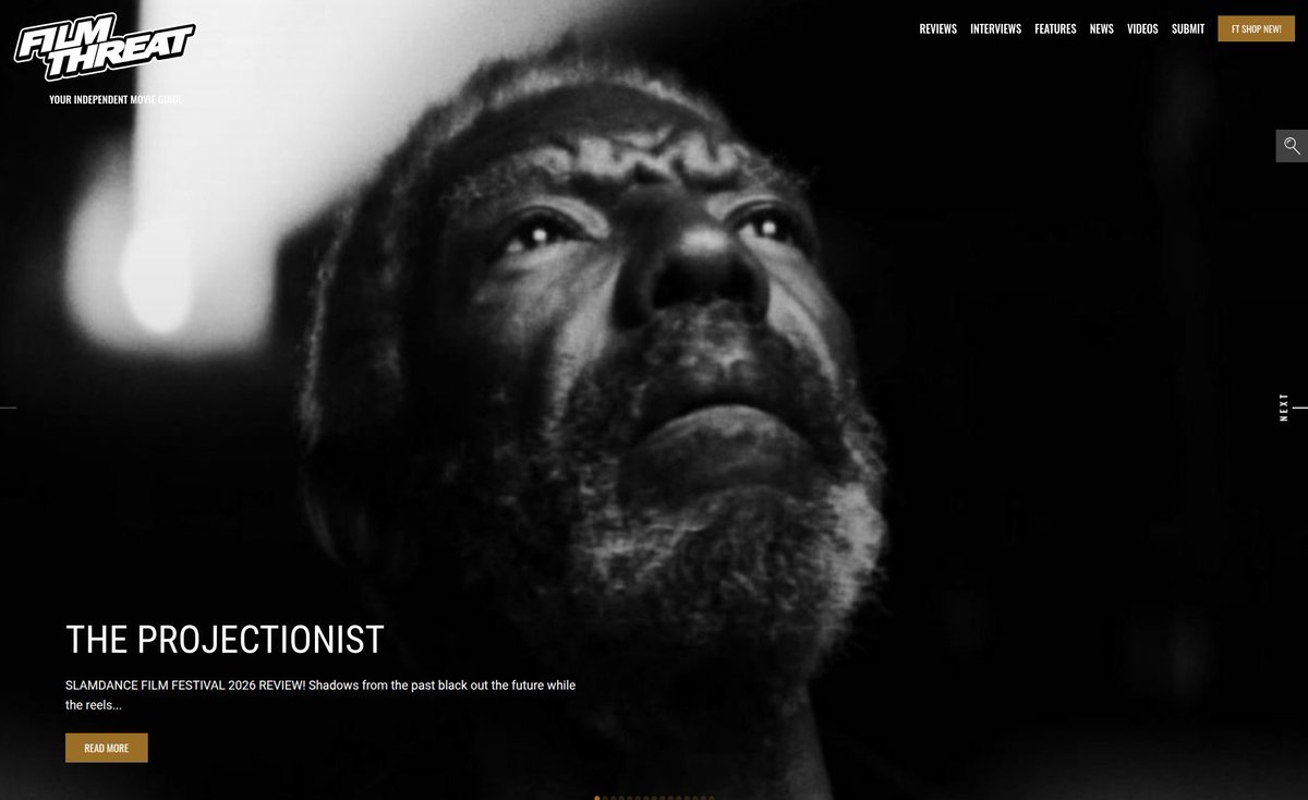 FilmThreat's tweet image. “Sully works as the projectionist of a fading revival cinema that specializes in film noir and old foreign art movies.” Michael Talbot-Haynes reviews the @Slamdance film The Projectionist.
filmthreat.com/reviews/the-pr… #Slamdance #FilmThreatSlamdance #Slamdance2026