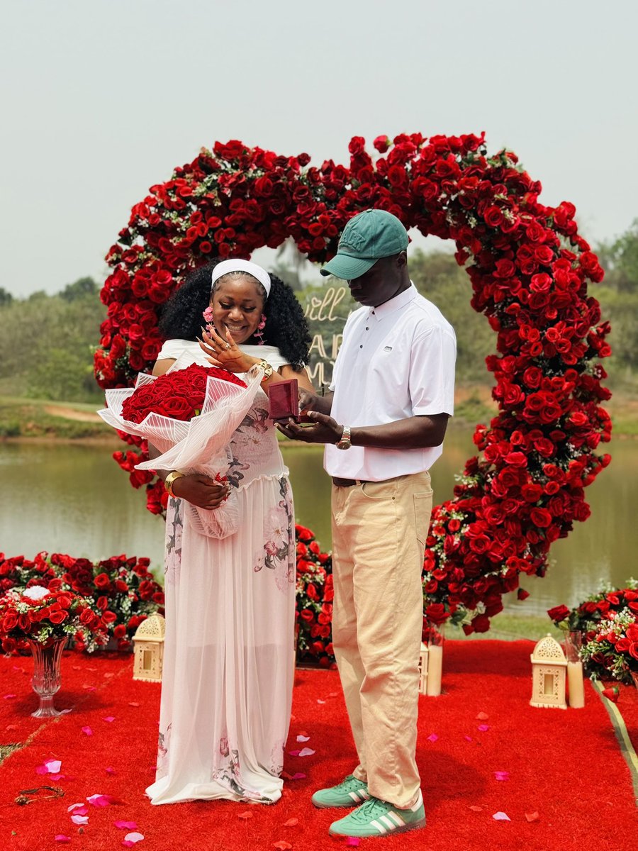 And she said “Yes” 🥰