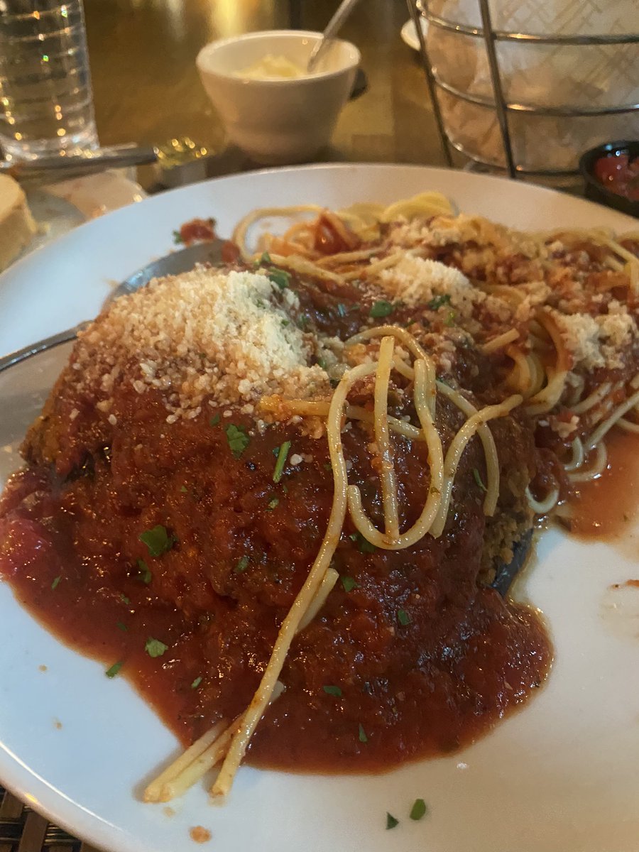 MunchCleveland's tweet photo. Perfect #DateAfternoon with #DonnaStrong. 12:15p Mass at Shrine Church of St. Stanislaus then lunch at Trattoria. The calamari and eggplant 🍆 parm made even better seeing GM Victoria!! https://t.co/L7eqjsSMvk