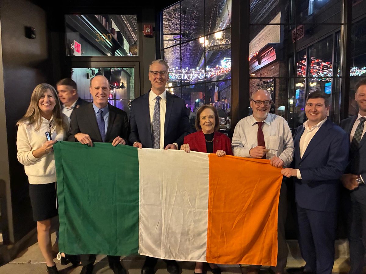 Consulate General of Ireland, Chicago tweet media