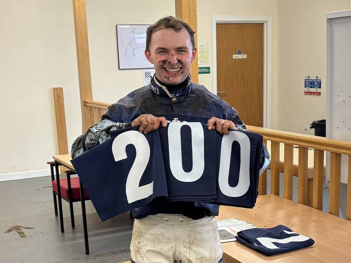 Sean Bowen tweet media