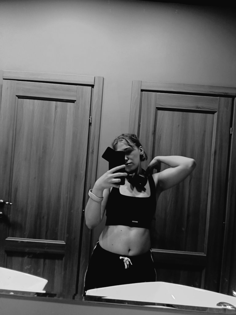 ☆ 𝚆 𝚒 𝚗 𝚝 𝚎 𝚛 𝙱 𝚎 𝚊 𝚛 ☆ tweet media