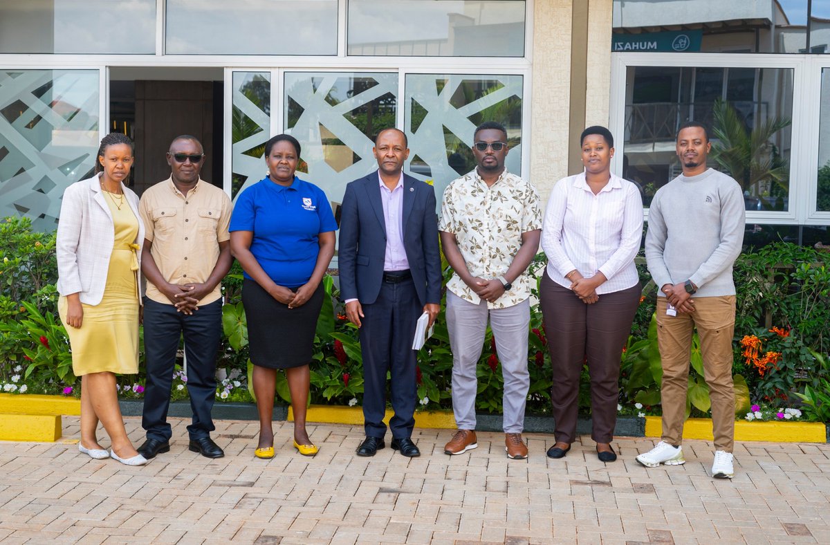 iLead Rwanda tweet media