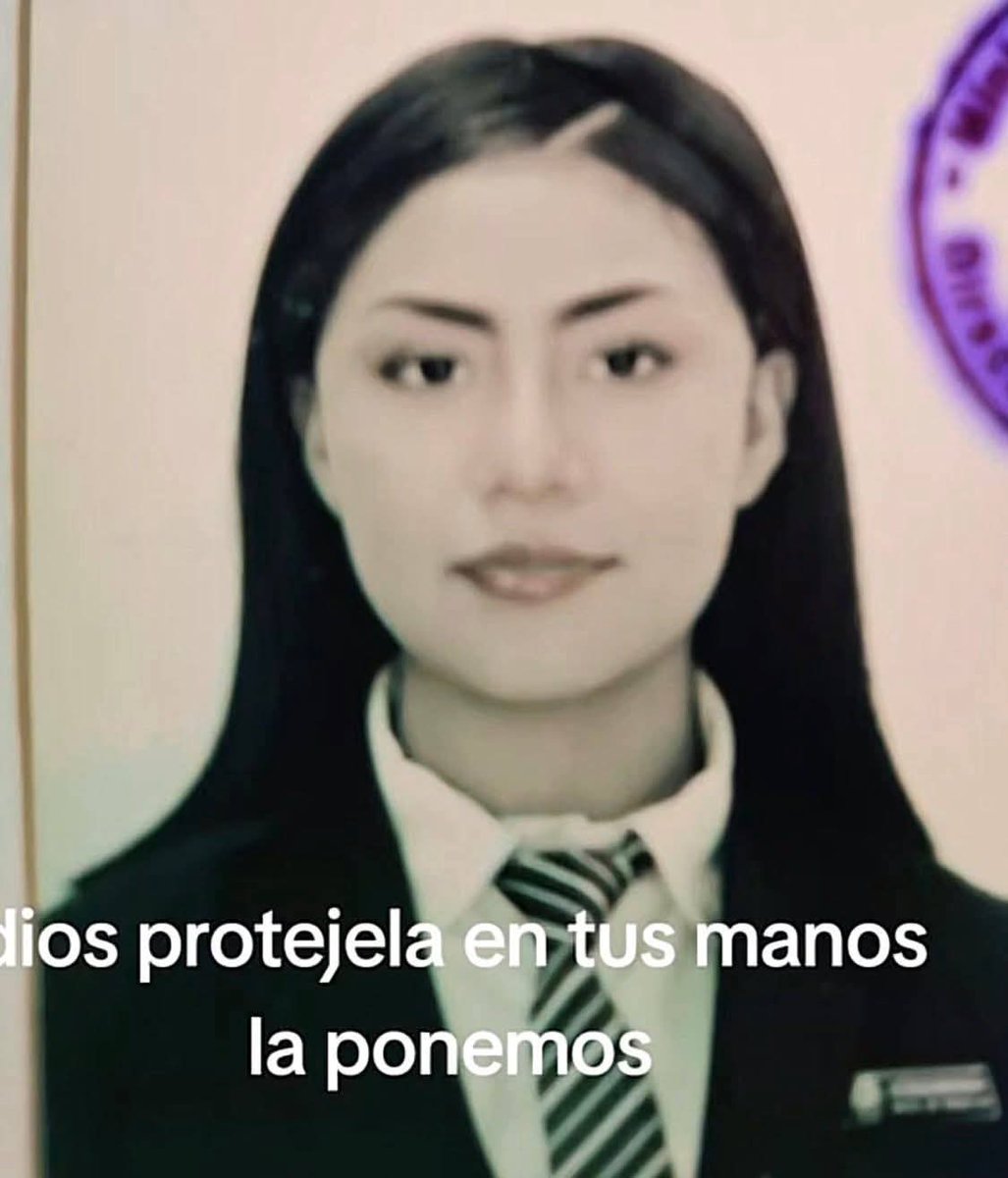 Herman5818Pb's tweet image. FAMILIARES BUSCAN DESESPERADAMENTE A EMILY GÓMEZ 

Familiares y amigos piden ayuda para localizar sana y salva a Emily Fernanda Gómez Chávez de 19 años.

Según la denuncia, fue vista por última vez el domingo 15 de febrero en #Barberena #SantaRosa cuando sostuvo una reunión con