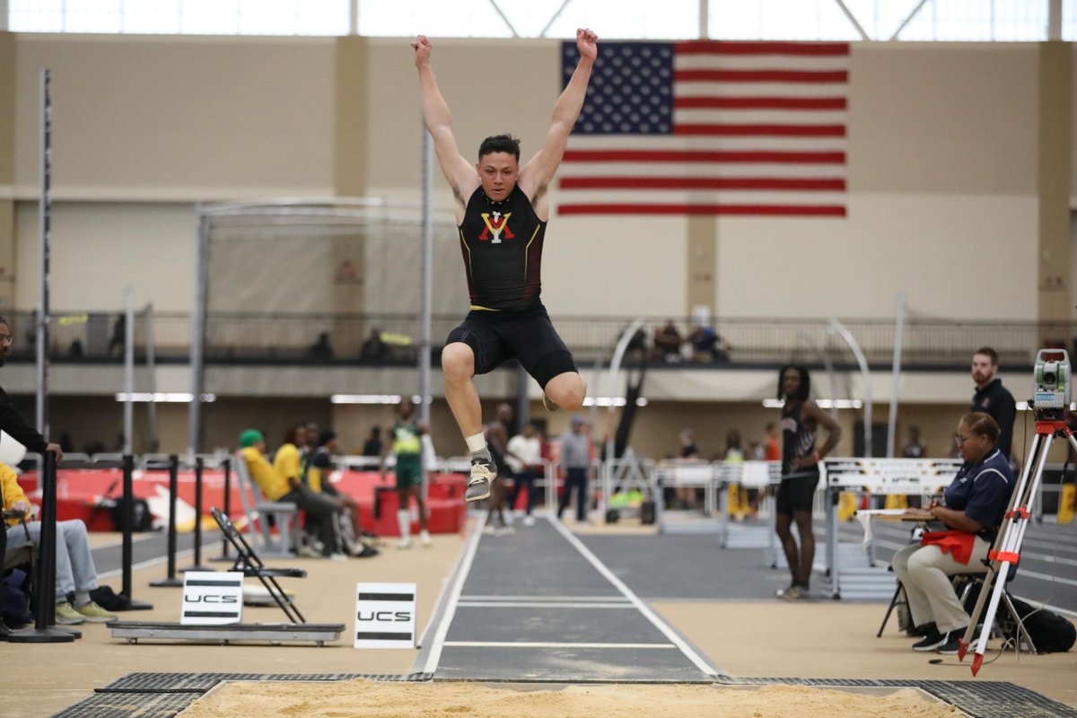 VMI1839's tweet photo. Flying through Friday!

#vmi #keydets #friday https://t.co/Sc26PFZOa1