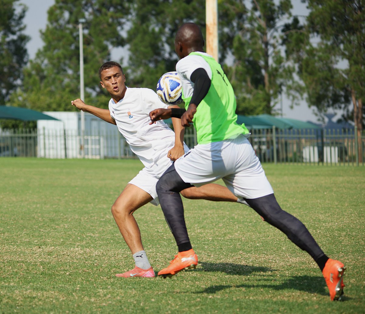 AmaTuks's tweet photo. Sharpening things up as we prepare for the #nedbankcup2026 Round of 16.
#insidetraining⚽ https://t.co/eucErqqpCF