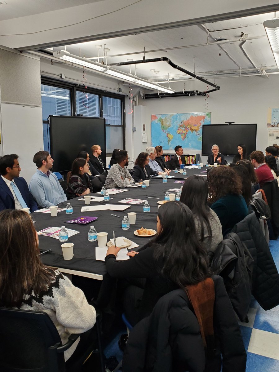 Door_NYC's tweet photo. Grateful to everyone who came to our CEO Breakfast today to explore how we're standing up for immigrant youth. Special thanks to @bradlander @chrismartenyc @RitaJosephNYC  &amp; staff from @bradhoylman @LiuNewYork for joining us &amp; supporting our work! #TheDoorNYC #immigration https://t.co/YbeIsiMZVd