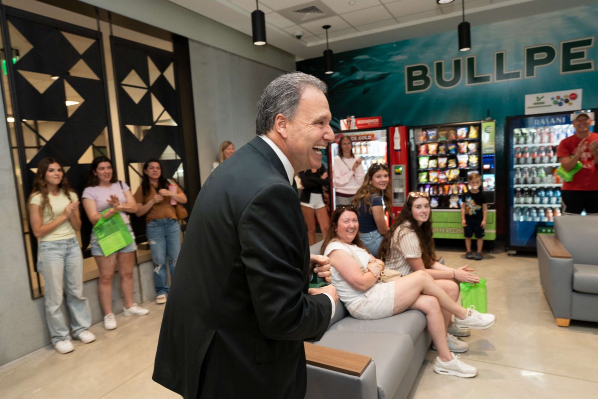 USF St. Petersburg tweet media