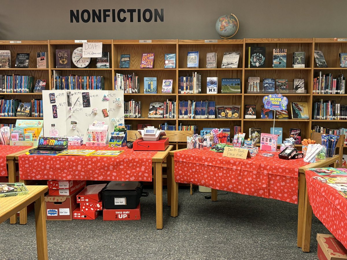 Noe Middle School Library tweet media