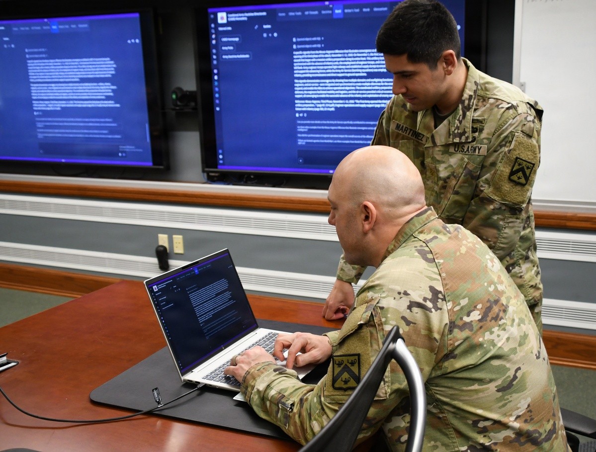 USArmy's tweet photo. The U.S. Army is integrating AI into its doctrine writing process. 

This tech leap will slash update times, ensuring our Soldiers have the most up-to-date knowledge to dominate on the battlefield.

#ArmyNews #AI #Modernization https://t.co/wnrbHDG7k1