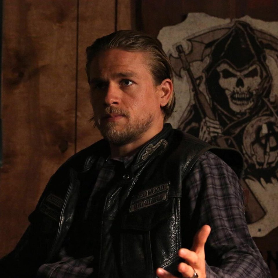 akkoakko2's tweet photo. Charlie Hunnam - Jax https://t.co/OebGJTFRdv
