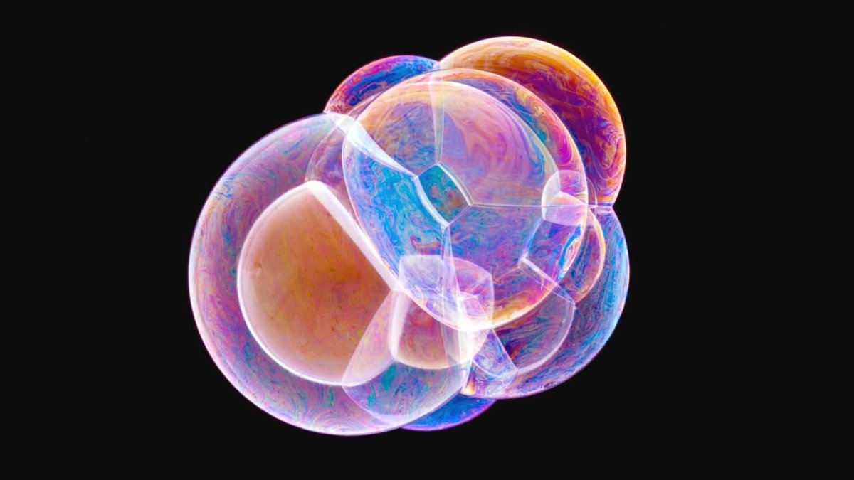 QuantaMagazine's tweet photo. Symmetry has long been a guide for mathematicians, but sometimes the most beautiful answer to a problem is not the best answer. In the bubble problem, beauty and symmetry have prevailed once more. (From the archive) https://t.co/vjdvdkqZiL https://t.co/z7qnuVQV8U