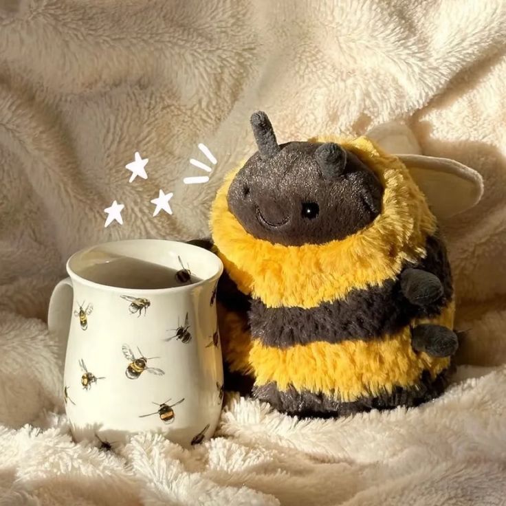 heart_jpg's tweet photo. 🐝 https://t.co/eil6P8jQ8b