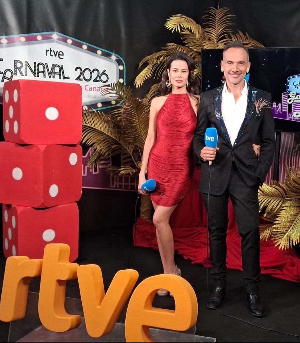 Ya estamos en Las Vegas más carnavalerasssss. Por @la2 para toda España.