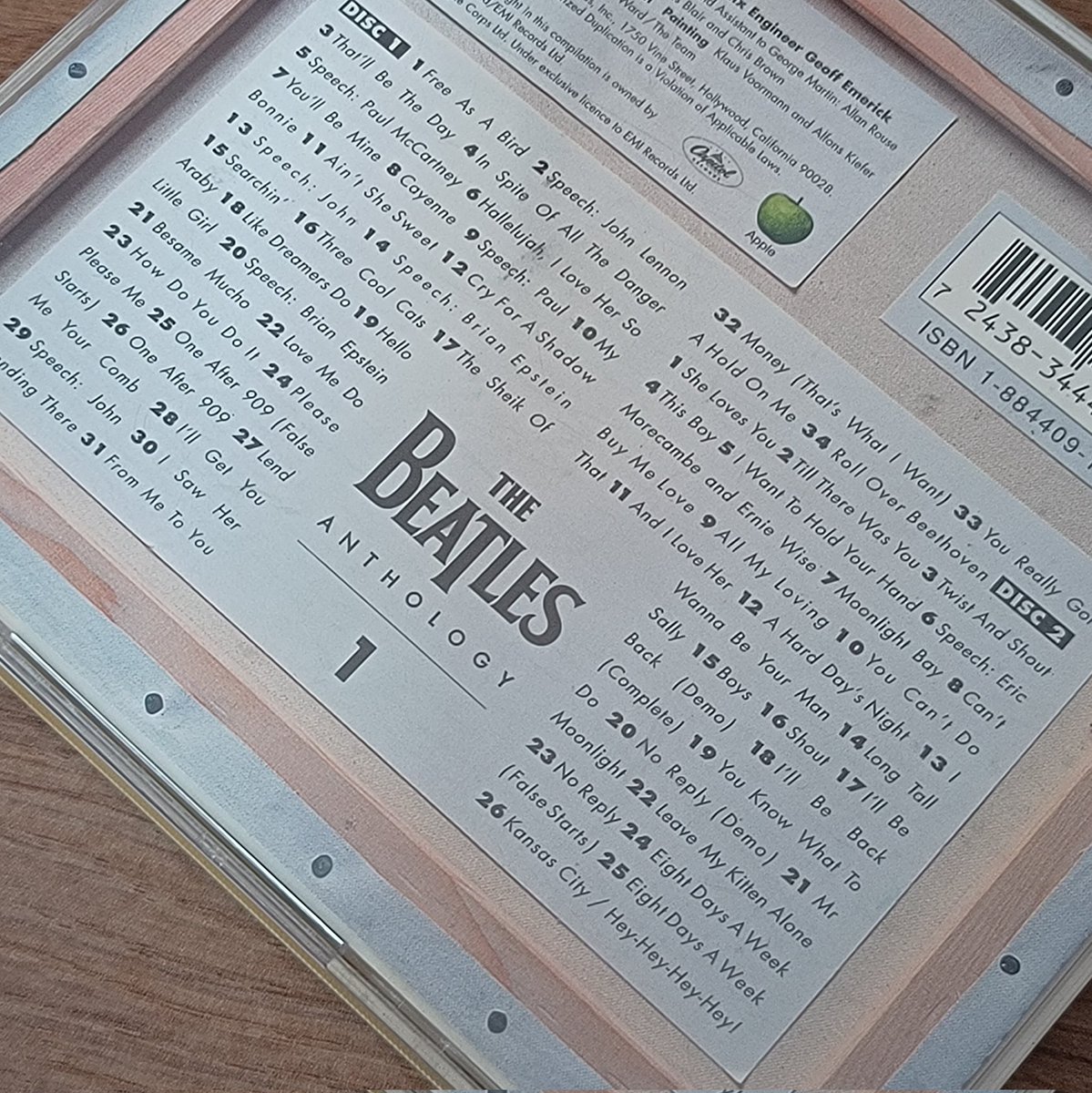 ✿ just a guy ➜ #1 TYV FAN ➤ READING THROAM tweet media