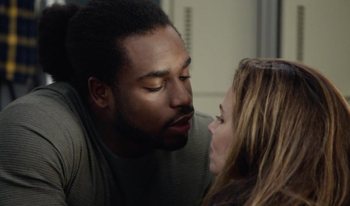 🌎 50 faits sur le sexe qui vont vous surprendre 

1. 🌍 Âge moyen du premier rapport sexuel : 17,3 ans
2. 🇮🇸 Islande - Fréquence la plus élevée de rapports sexuels par an : 119 fois
3. 🇯🇵 Japon - Fréquence la plus basse : 45 fois/an
4. 💊 Utilisation de contraceptifs dans le