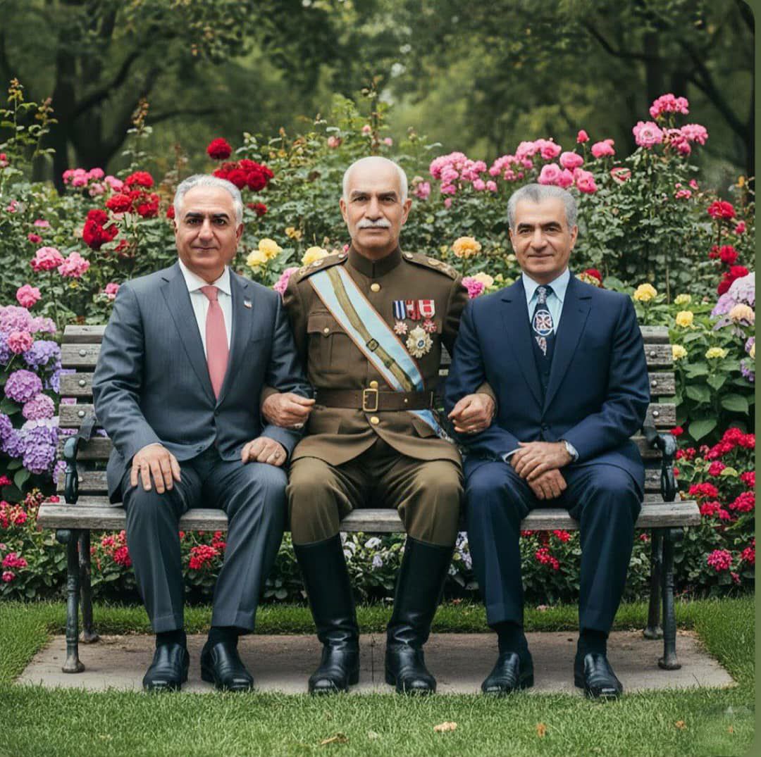 shayannaderi81's tweet image. عاشقان #پهلوی میهن پرستان گرامی،اکانت های کوچک و بزرگ،منتظر نباشین که اول فالو بشین و بعدش بک بدین!
همینجوری که رد میشی اگه یه پادشاهی خواه دیدی،حمایت و فالو کن،مطمئن باش مبارزین پادشاهی خواه بامرام فورأ بک میدن✌️👑
#اتحاد_رمز_پیروزی 
#جاويدشاه‌ 
#KingRezaPahlavi 
#IranMassacre