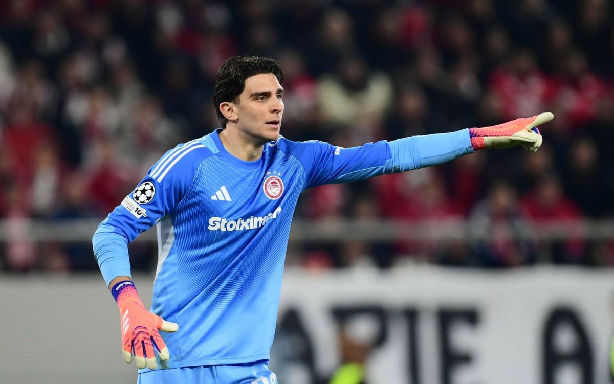 📰 Greece & Olympiakos goalkeeper Konstantinos Tzolakis is