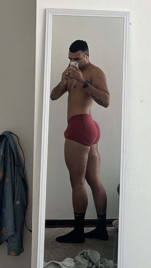 Your favorite boy tweet media