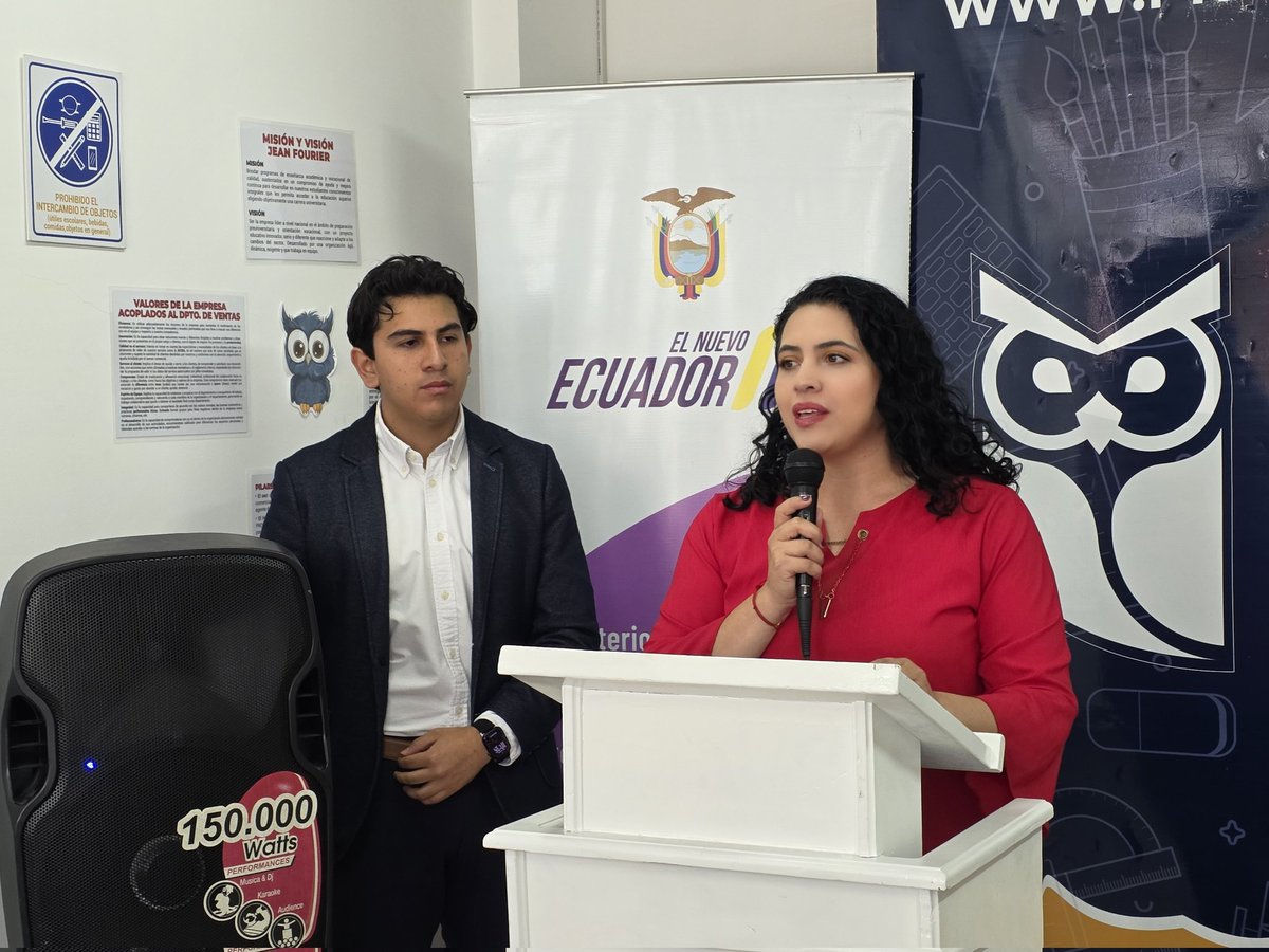 📍#Otavalo | El Ministerio de Salud a través del #Distrito10D02 🏥 fortalece la estrategia de Ecuador Libre de Humo de Tabaco, esta iniciativa promueve la prevención del consumo del tabaco y otras sustancias nocivas.

#Imbabura