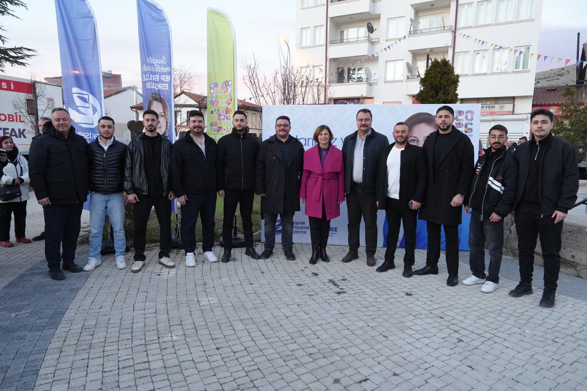 Ayşe Başkanımızla birlikte Seyitgazi’de gönül soframızda buluştuk. Bu güzel iftar programında katkısı olan herkese teşekkür ederiz. Birlik varsa bereket vardır.<a href="/ayseunluce/">Ayşe Ünlüce</a>