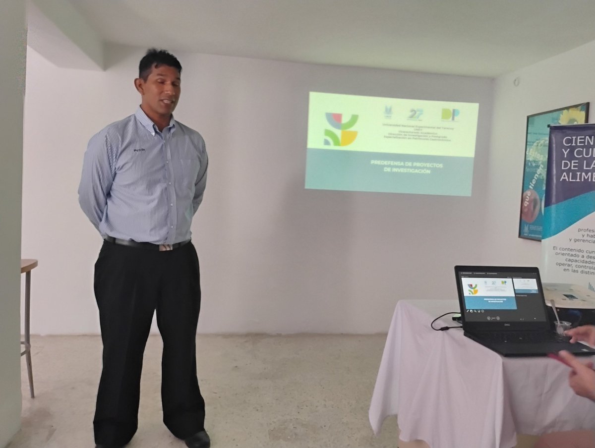 roszigui's tweet image. Hoy nuevamente se lograron aportes significativos al presentar proyectos de investigación referidos a la Cocina Afroveroense,  dulceria tradicional, cocina e inmigración, alimentación e historia de vida y símbolo, fiesta y gastronomía. 
                 instagram.com/reel/DU_RavVDf…