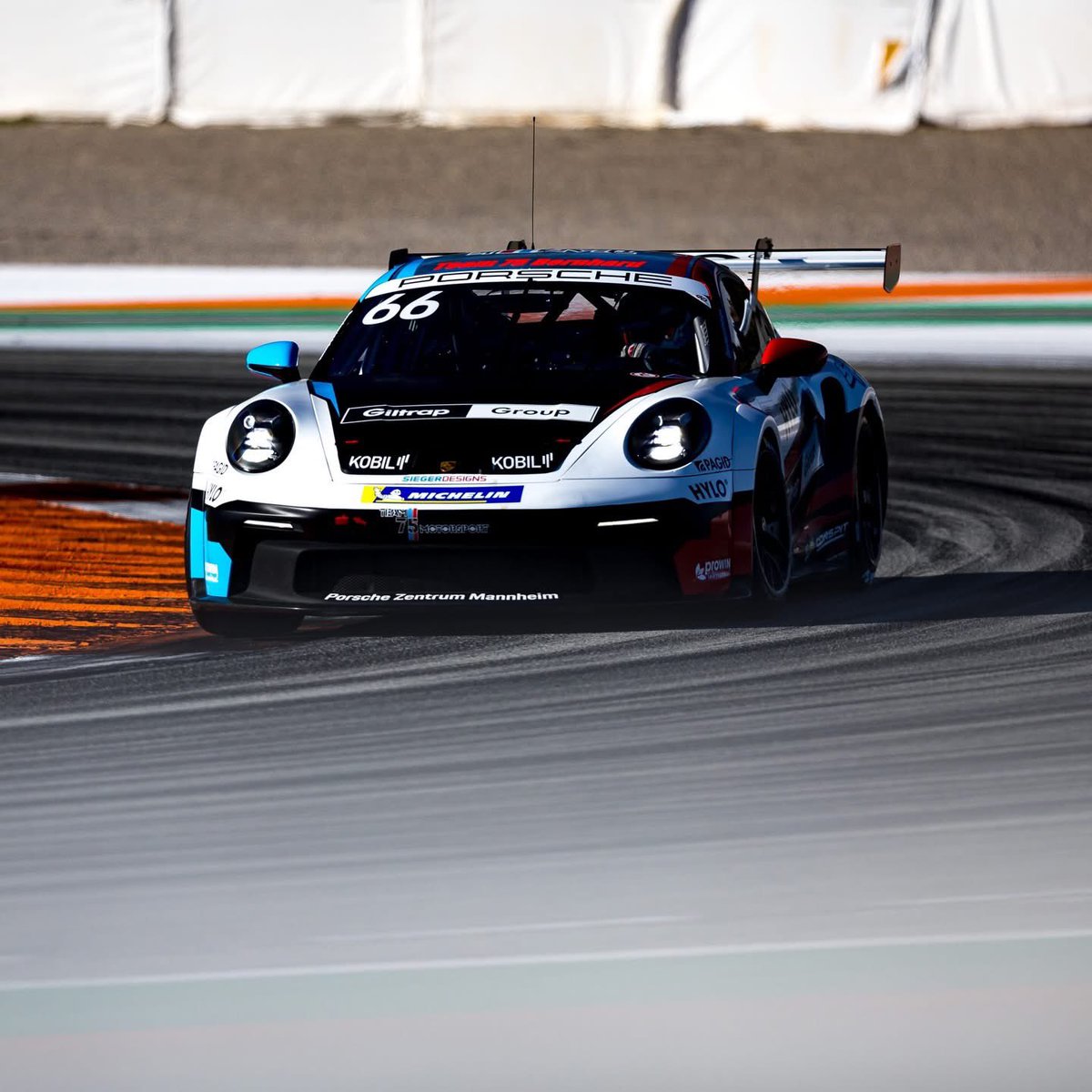 TEAM 75 Bernhard tweet media