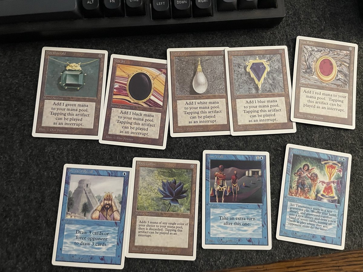 Fizz | Koi Fish Vtuber 🔶🐟🌊 tweet media