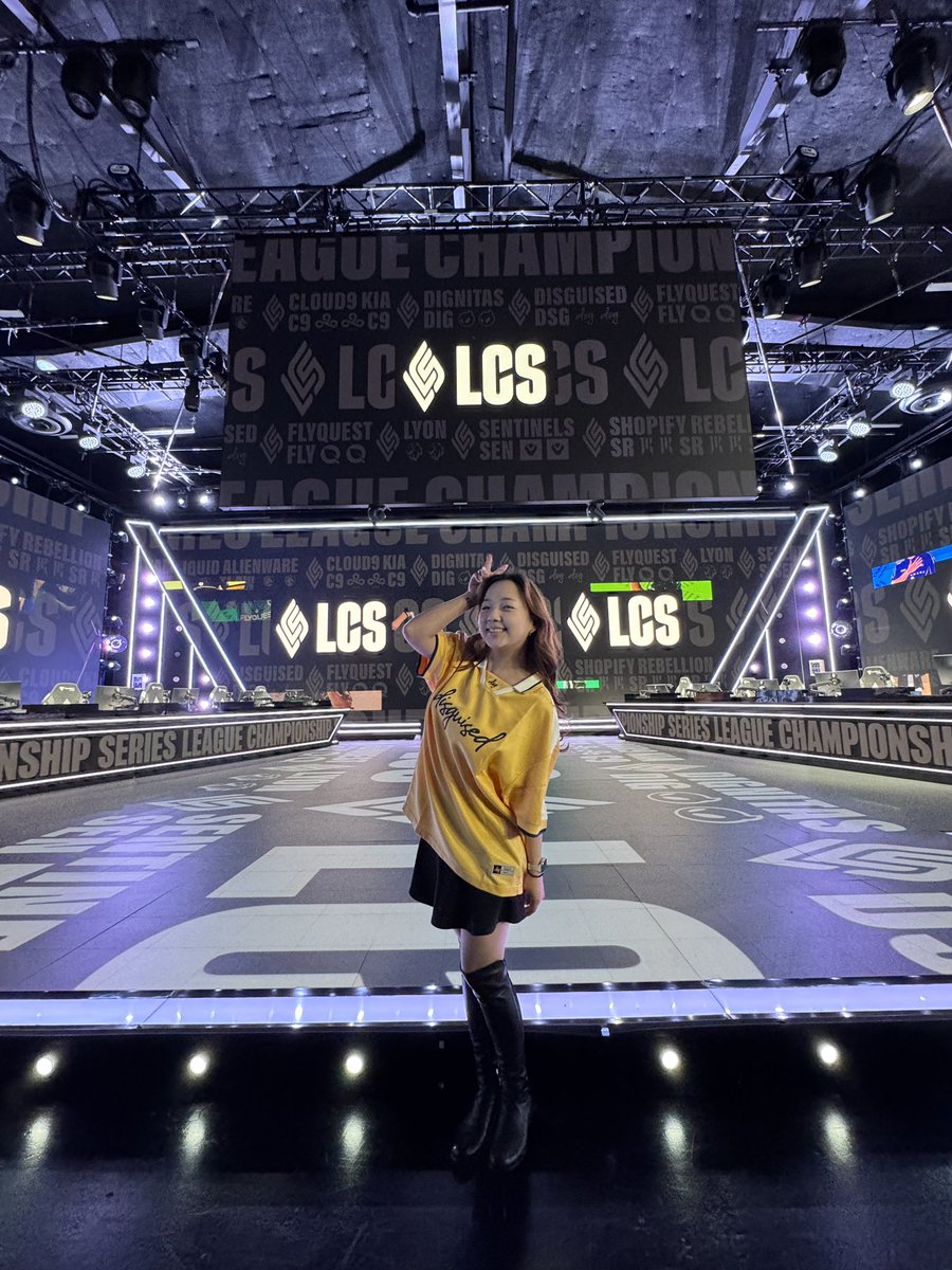 Tofu_Princess1's tweet image. Finally made it out to see @Disguised play! Let’s goo! #dsgwin